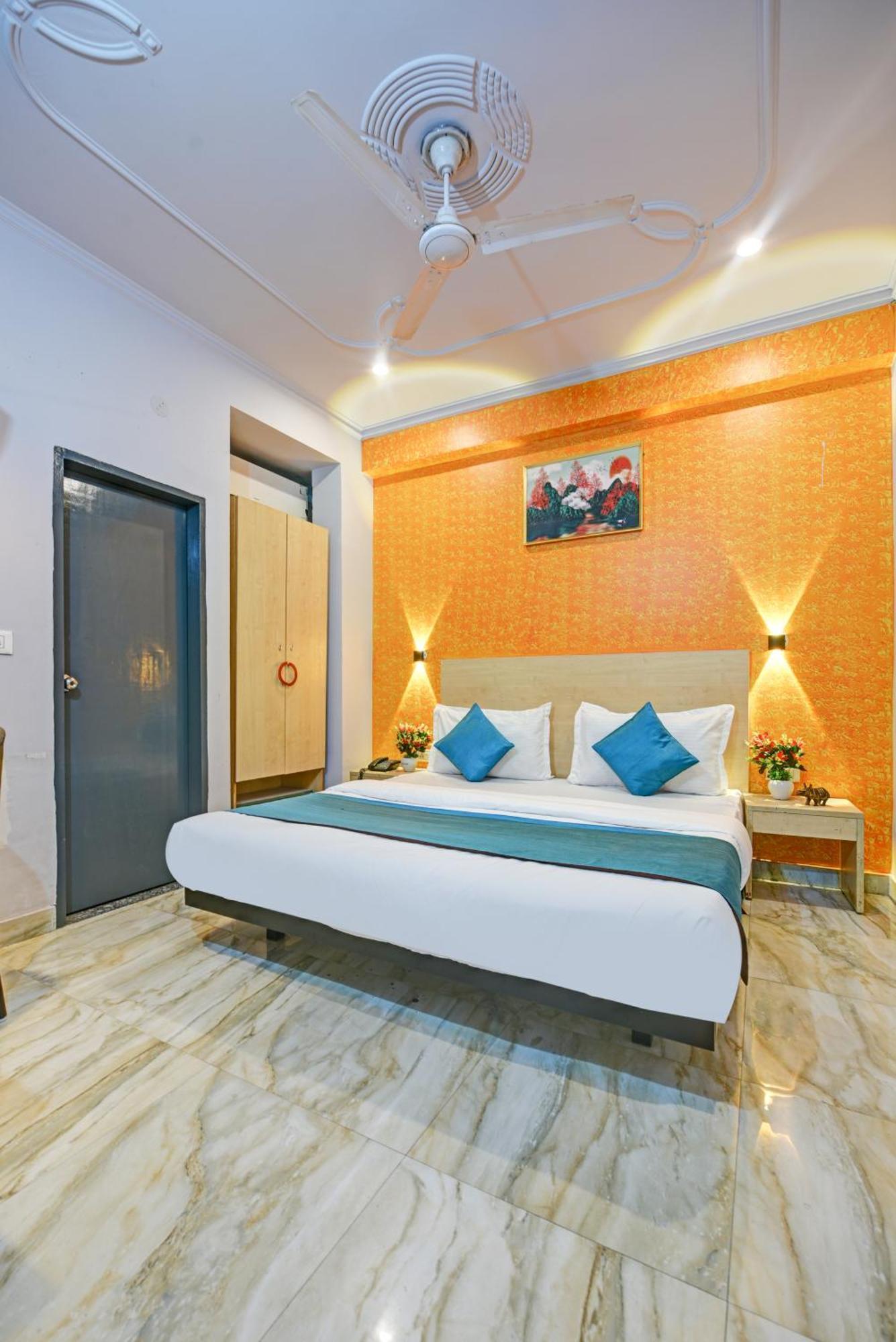 Royal Spark Inn1 - Medicity Gurugram, Near Medanta Hospital Gurgaon Zewnętrze zdjęcie