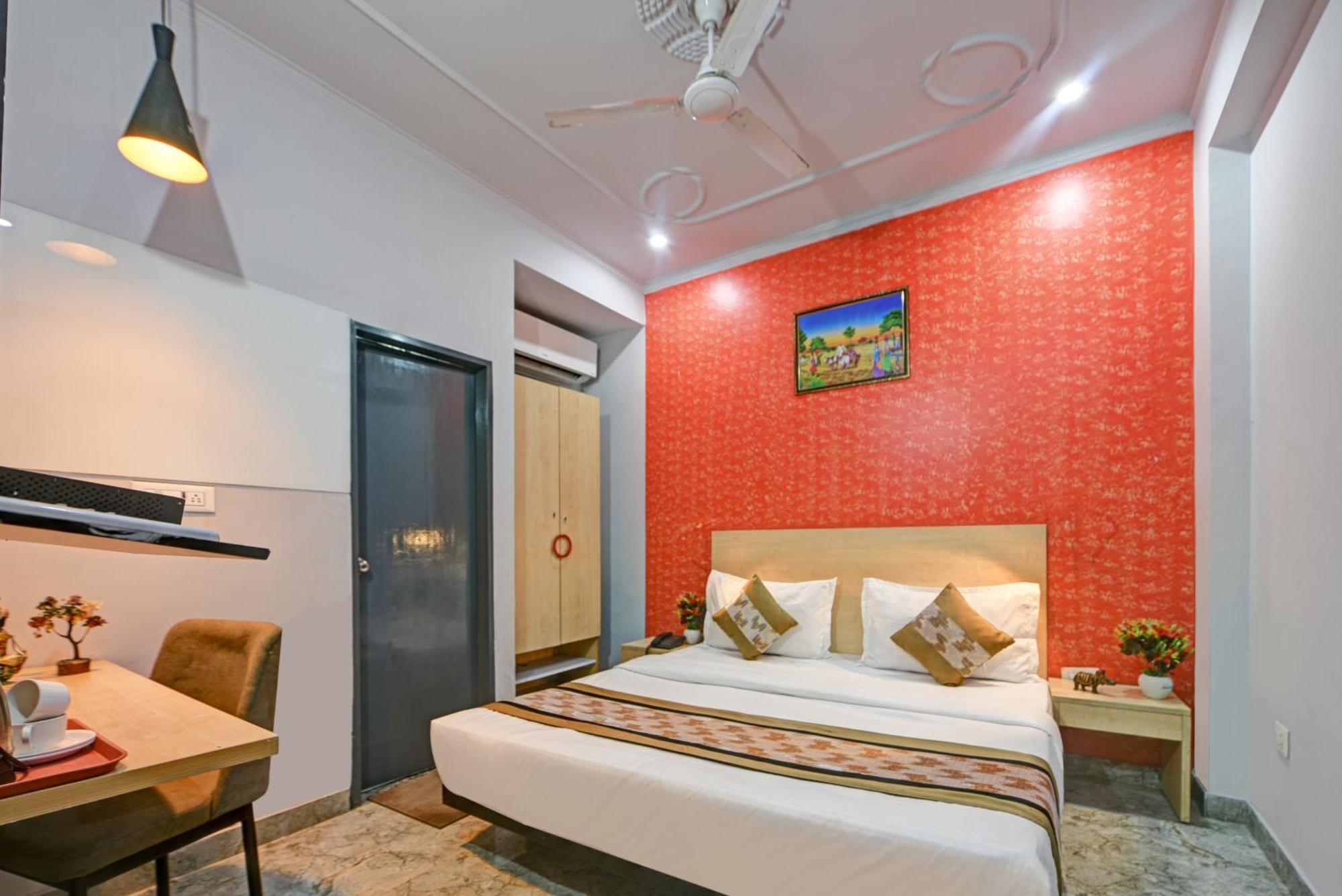 Royal Spark Inn1 - Medicity Gurugram, Near Medanta Hospital Gurgaon Zewnętrze zdjęcie