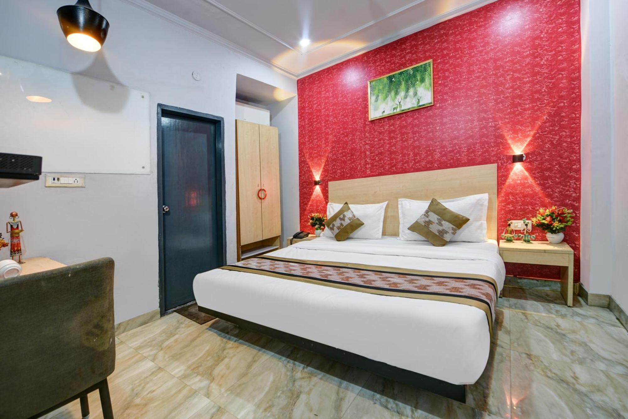 Royal Spark Inn1 - Medicity Gurugram, Near Medanta Hospital Gurgaon Zewnętrze zdjęcie