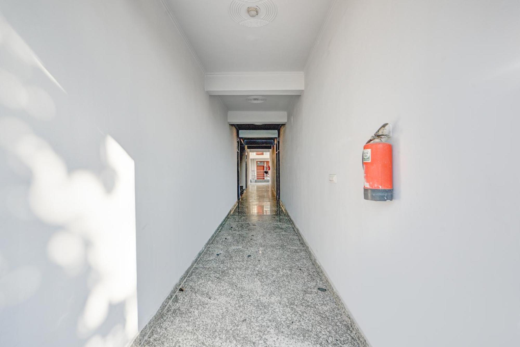 Royal Spark Inn1 - Medicity Gurugram, Near Medanta Hospital Gurgaon Zewnętrze zdjęcie